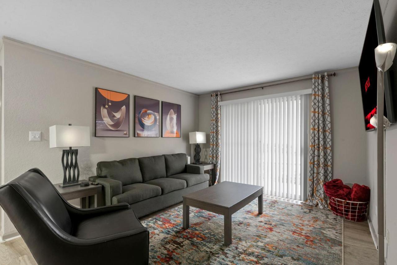 Truist Park Comfort Stays Атланта Экстерьер фото