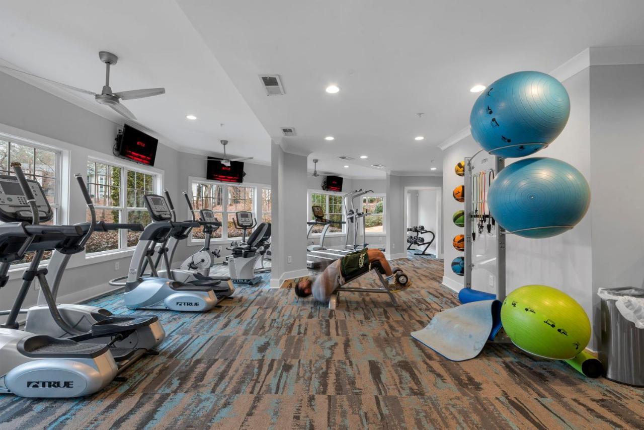 Truist Park Comfort Stays Атланта Экстерьер фото